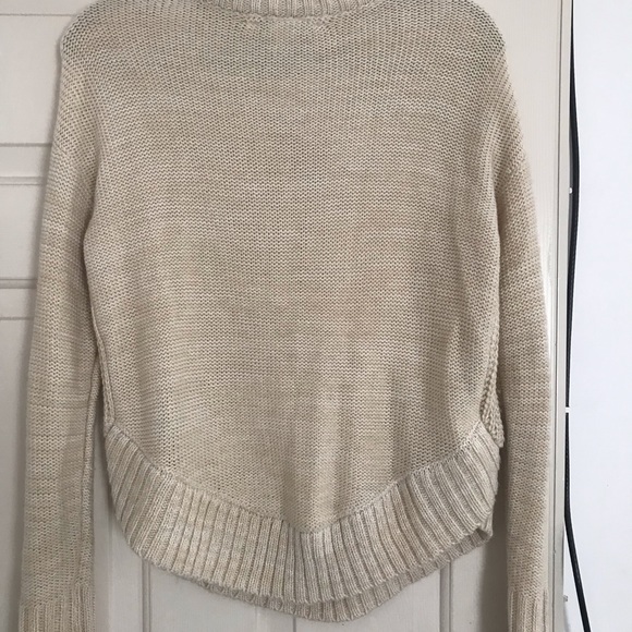 Cream colored Long-sleeve Sweater - Picture 5 of 5